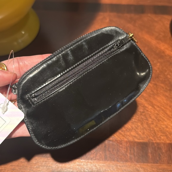 Chanel Patent leather keychain change purse - Picture 5 of 5